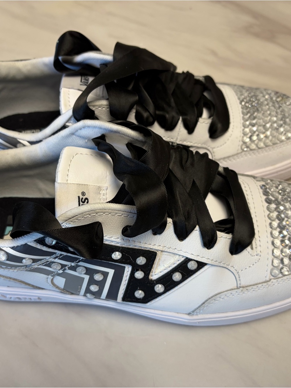 Vans White Sneakers with Crystal Toe and Black Ribbon Laces